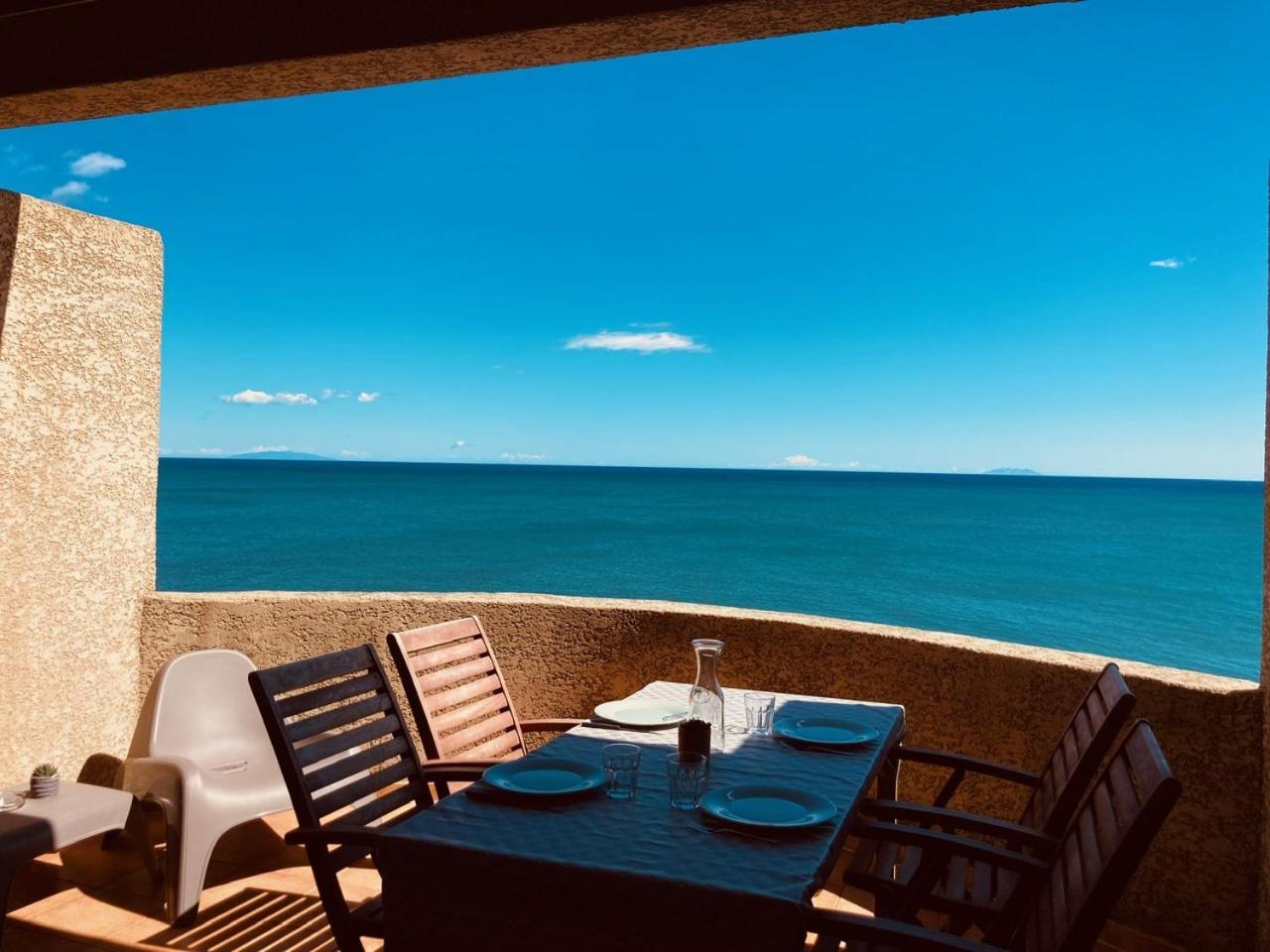 Punta Di Mare, Comme Sur Un Bateau